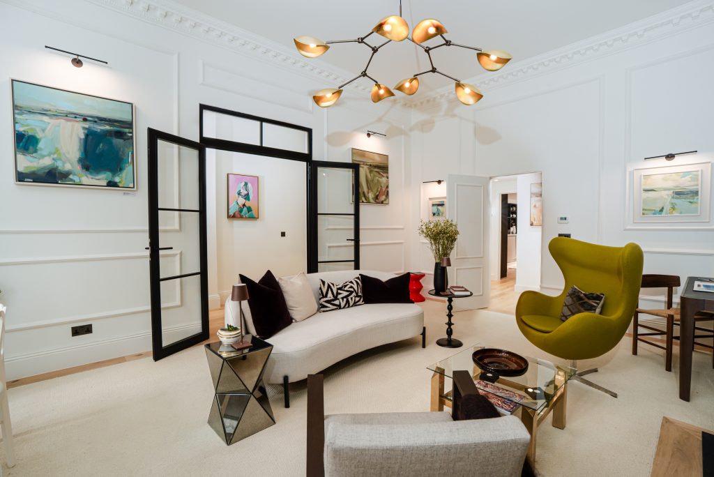 Elevating Everyday Living in Prime Central London: Art in the Home